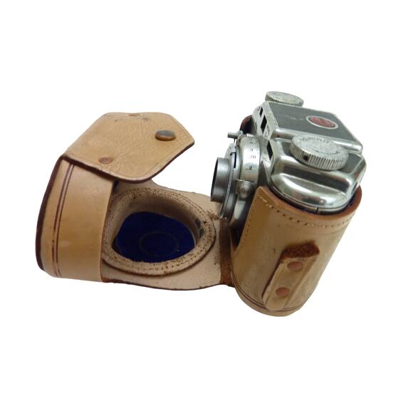 Vintage 1949-1956 Bolsey B2 35mm Range Finder Camera , As is for Project /Repair - Picture 3 of 11